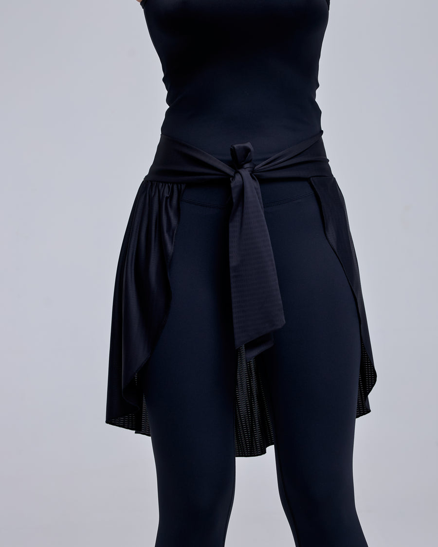 color:black