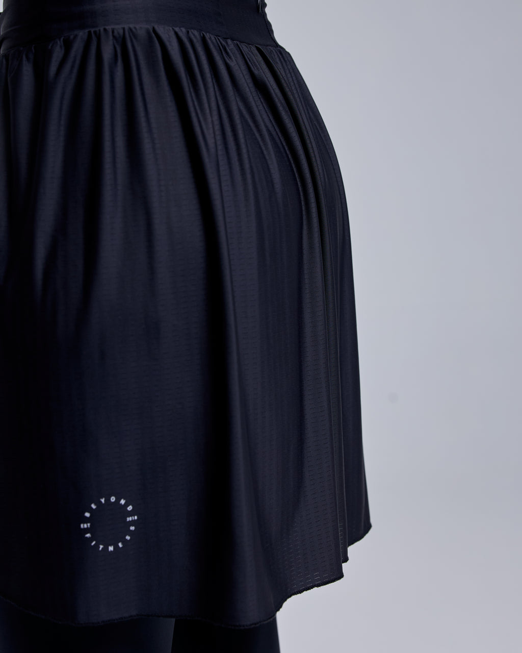 color:black