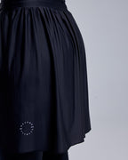 color:black