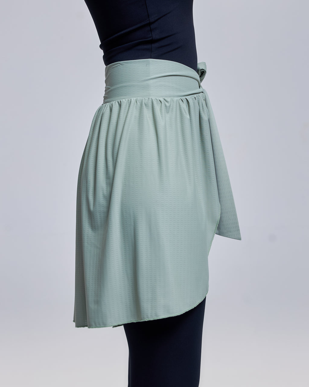color:pistachio