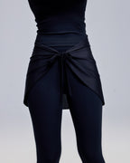 color:black