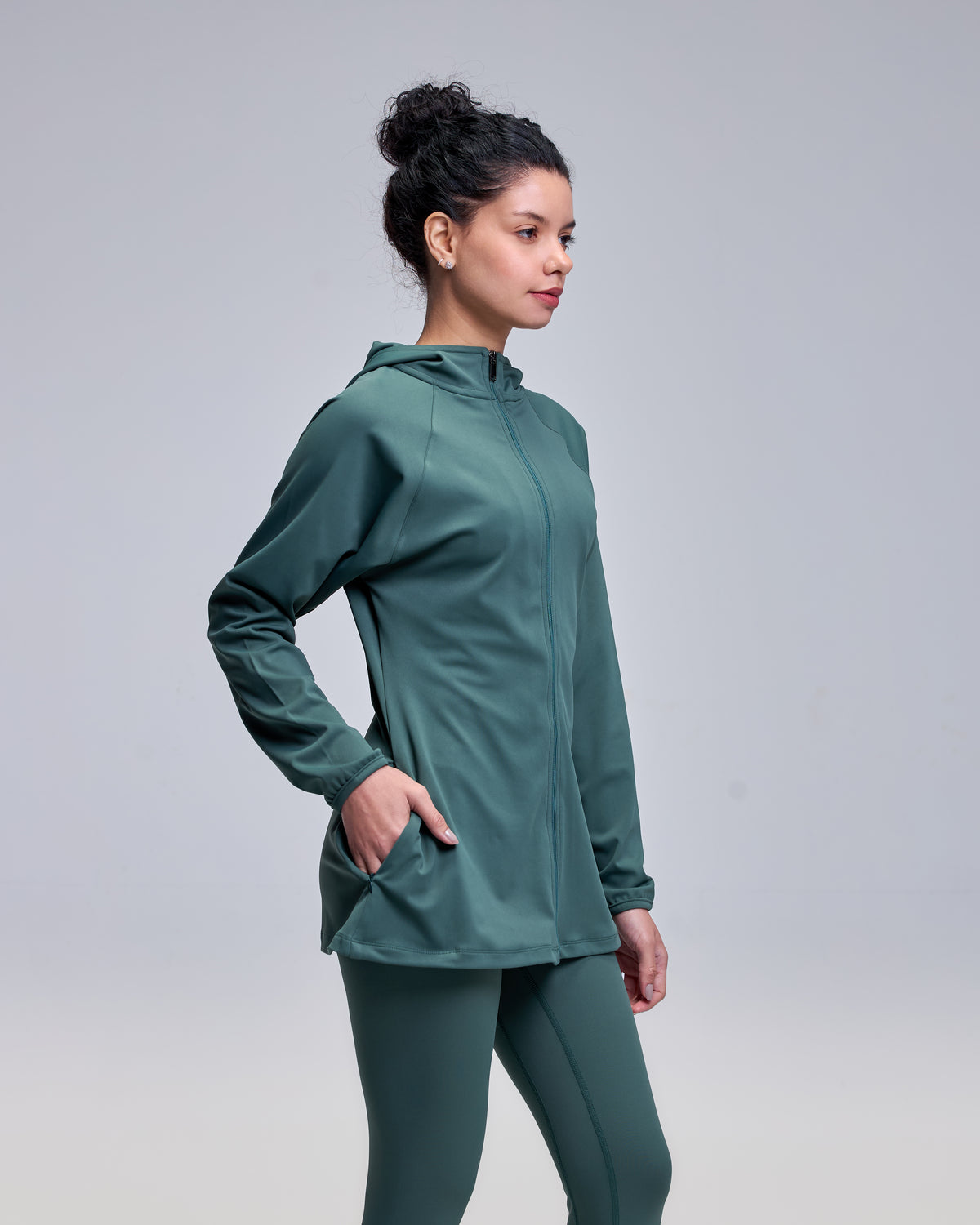 color:olive