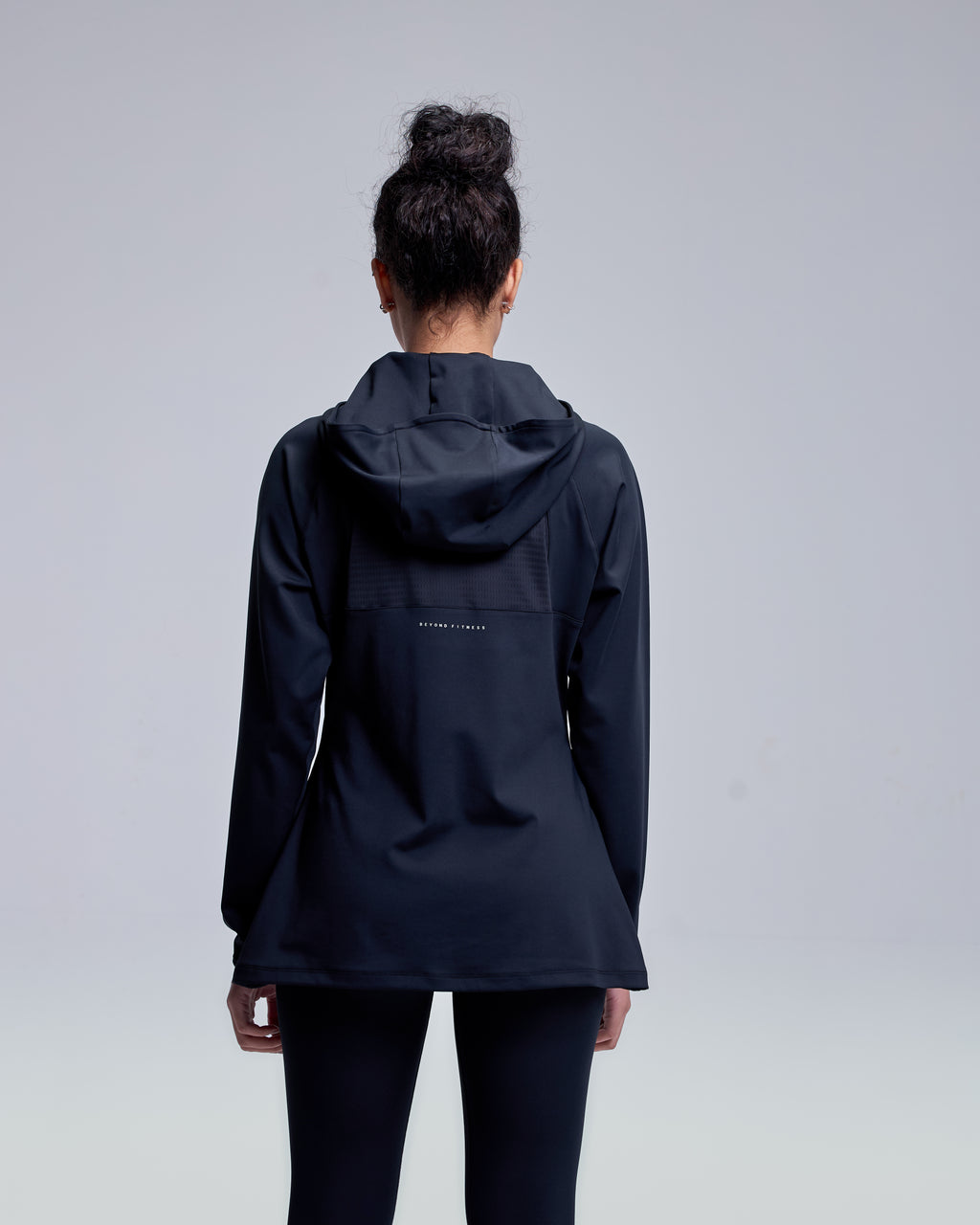 color:black