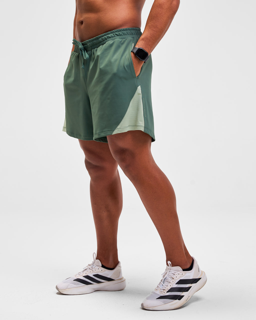 color:olive
