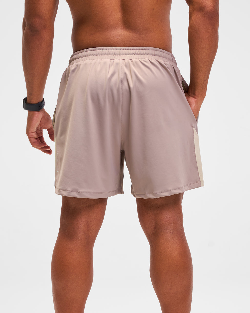 color:beige