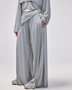 color:gray