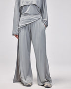 color:gray