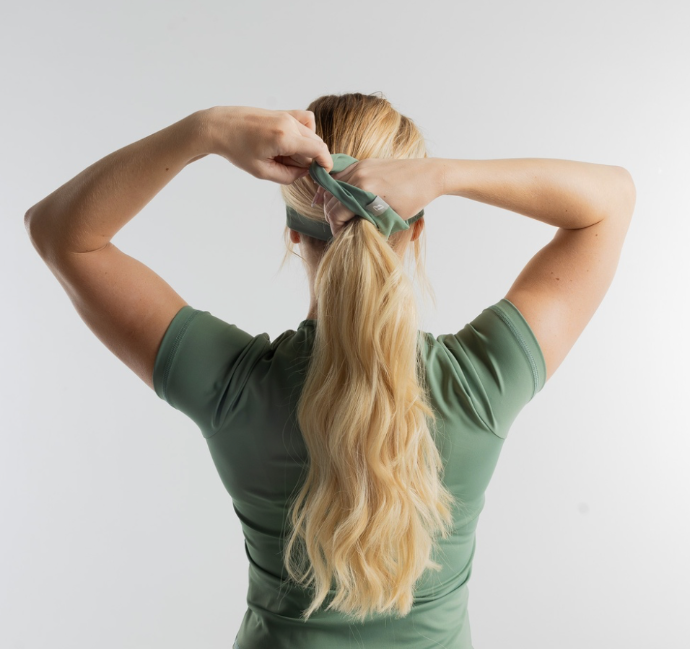 color:pistachio