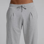 color:gray