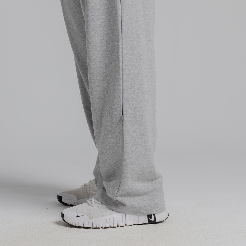color:gray