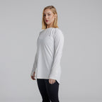 color:white