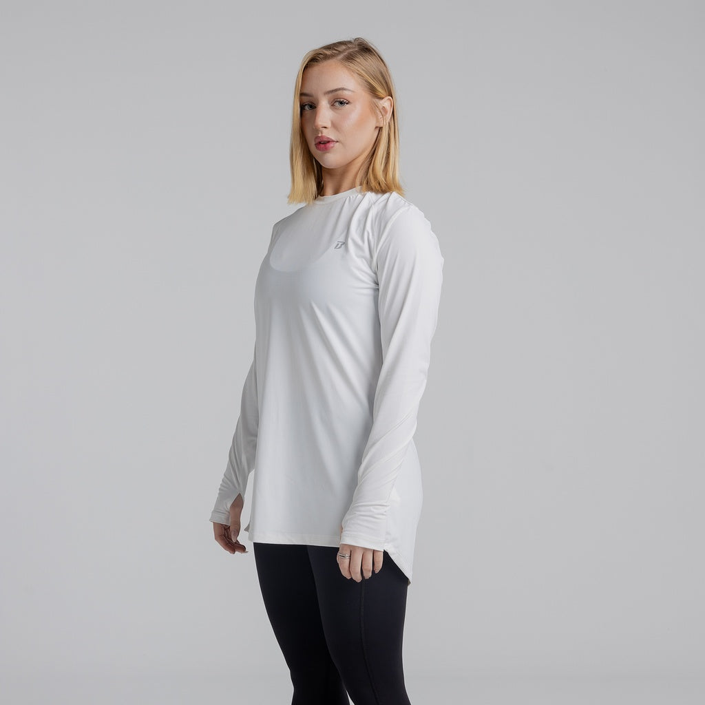color:white