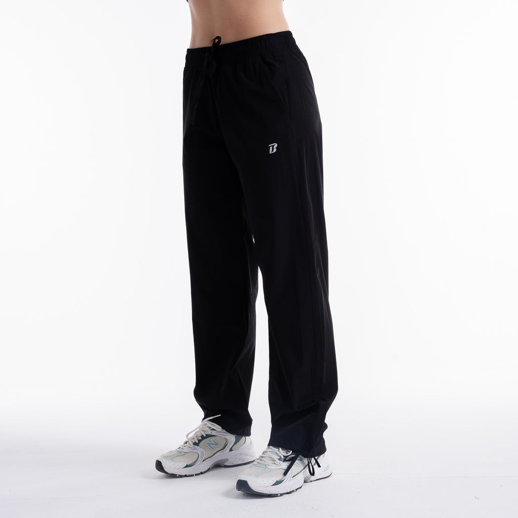 color:black