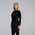 color:black