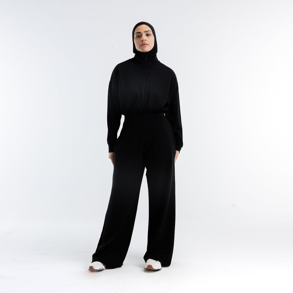 color:black
