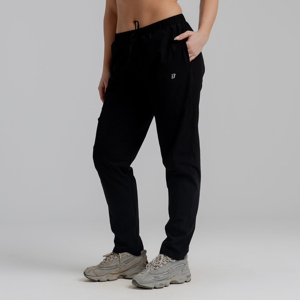 color:black