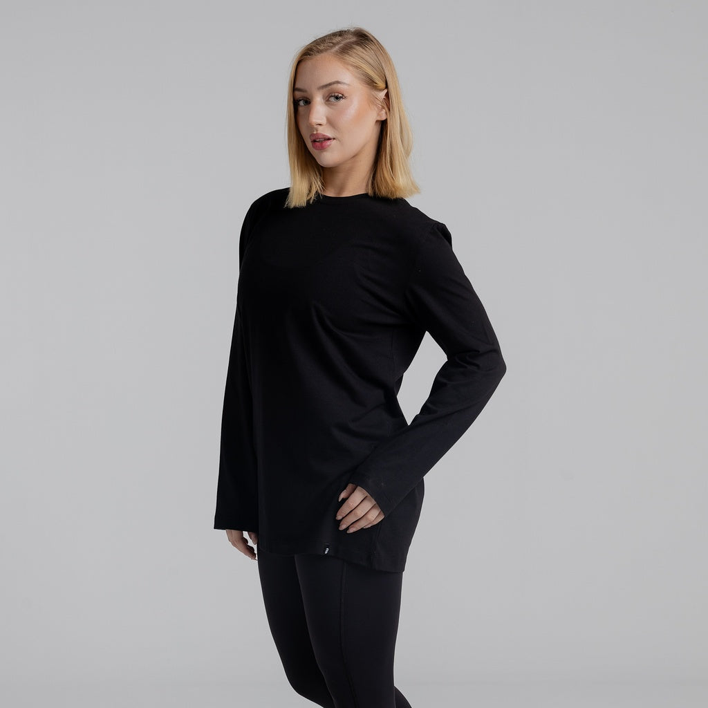 color:black