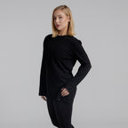color:black