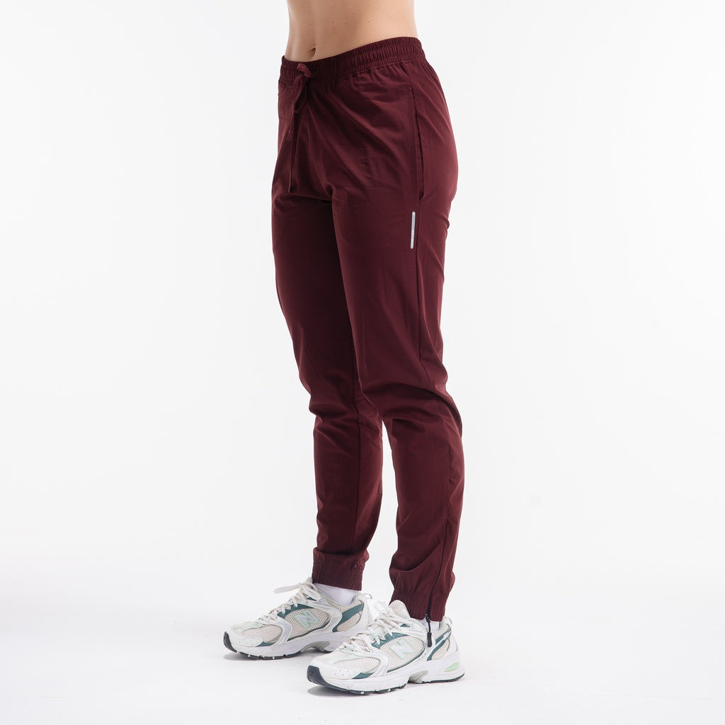 color:burgundy