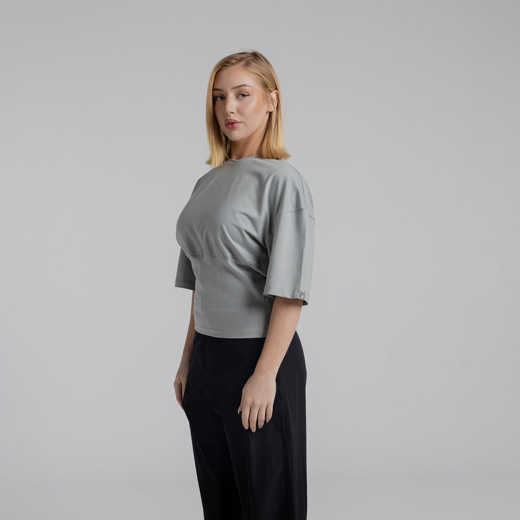 color:gray