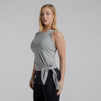 color:gray