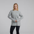 color:gray
