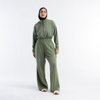 color:olive