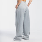 color:gray