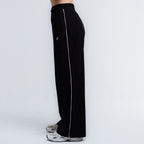 color:black