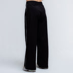 color:black