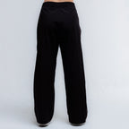 color:black
