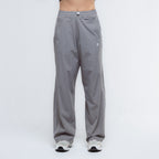 color:gray