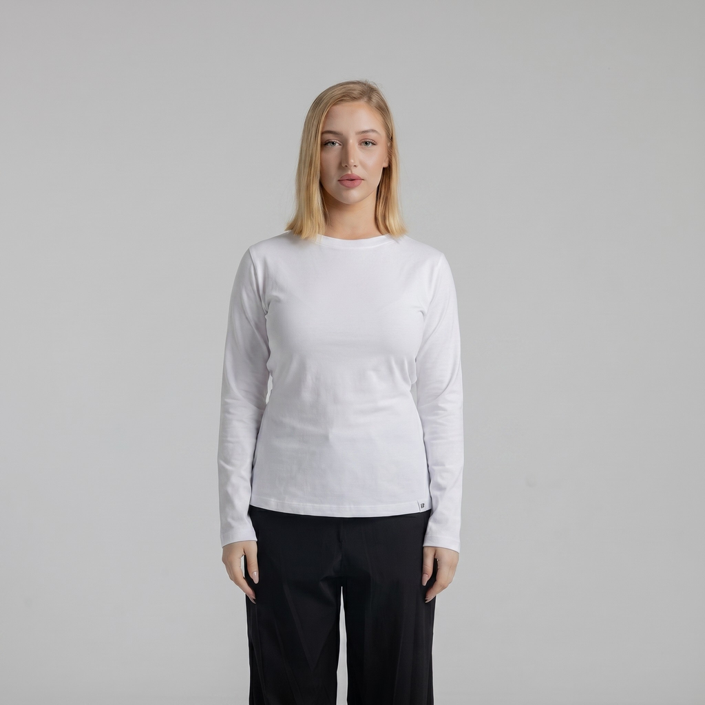 color:white