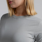 color:gray