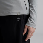 color:gray