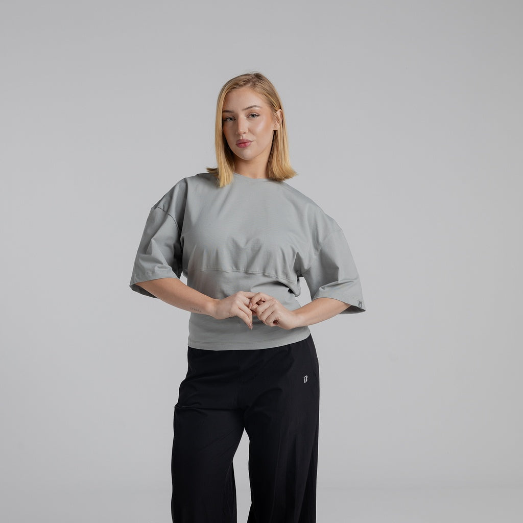 color:gray