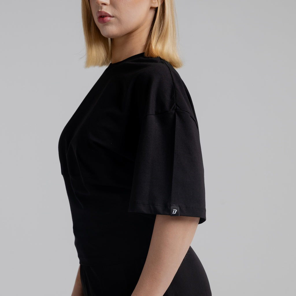 color:black