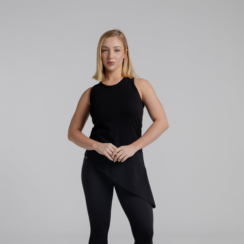 color:black