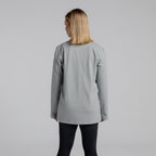 color:gray