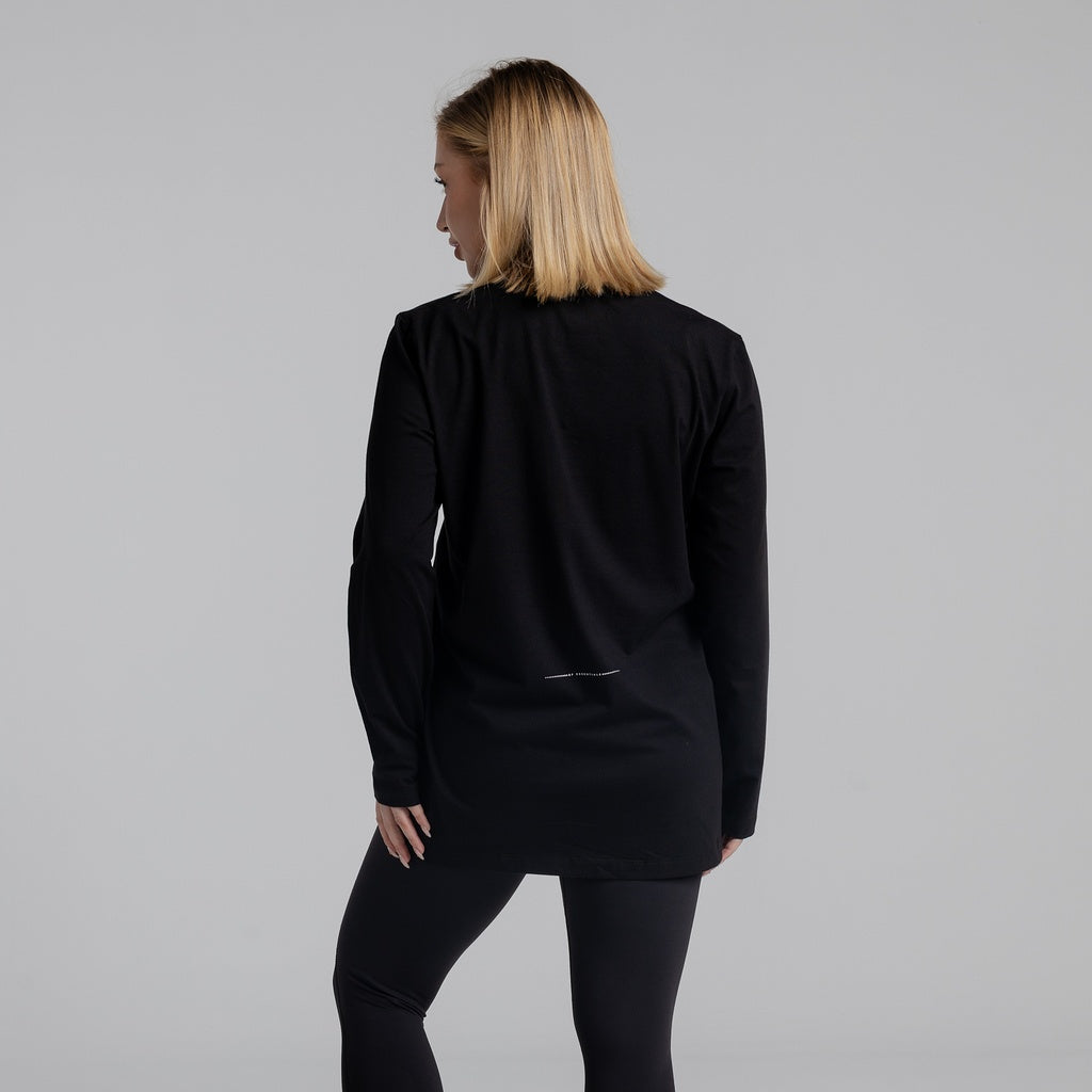 color:black