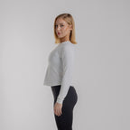 color:white