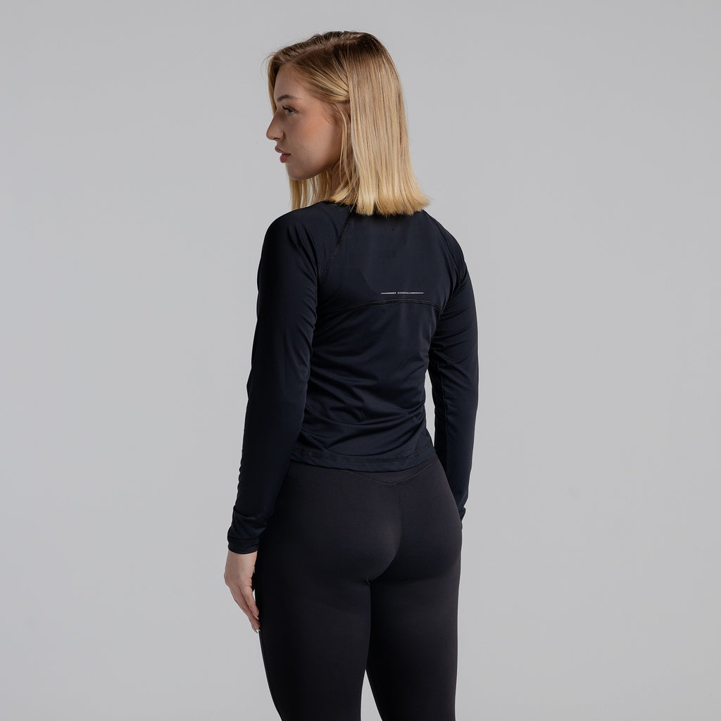 color:black