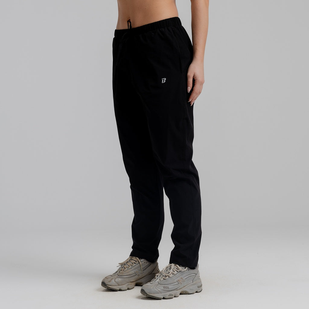 color:black