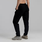 color:black