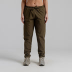 color:olive
