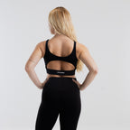 color:black