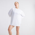 color:white