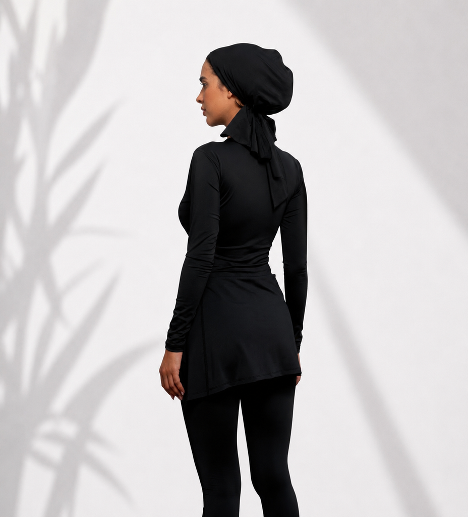 color:black