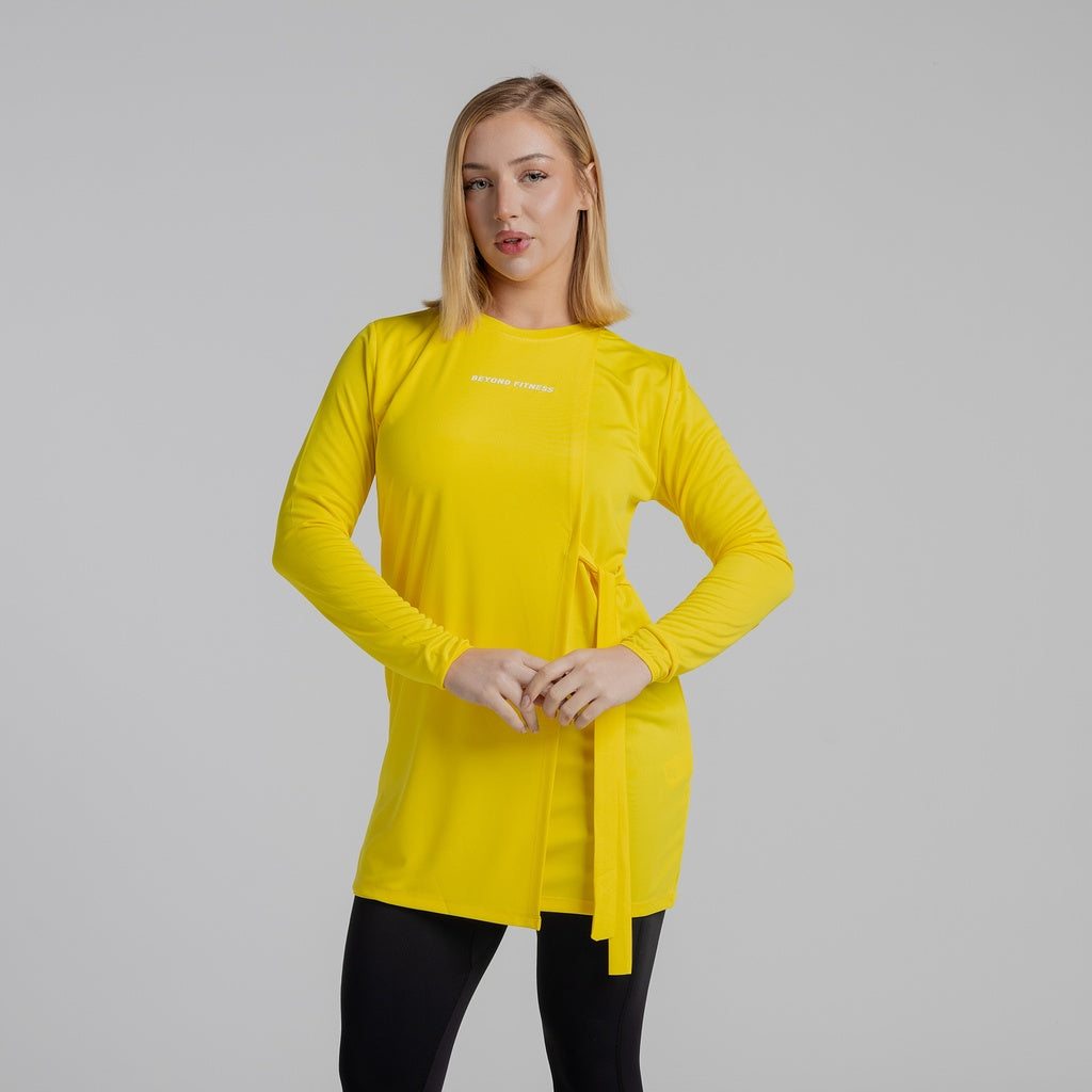 color:yellow