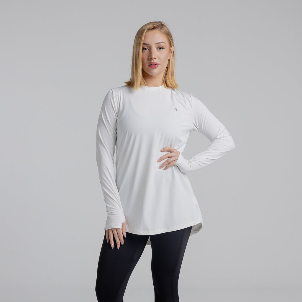 color:white